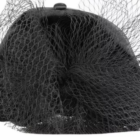 FENTY PUMA BY RIHANNA BLACK SATIN CAP WITH FRONT LOG AND NET BACK BOW DETAIL OS - Picture 7 of 7